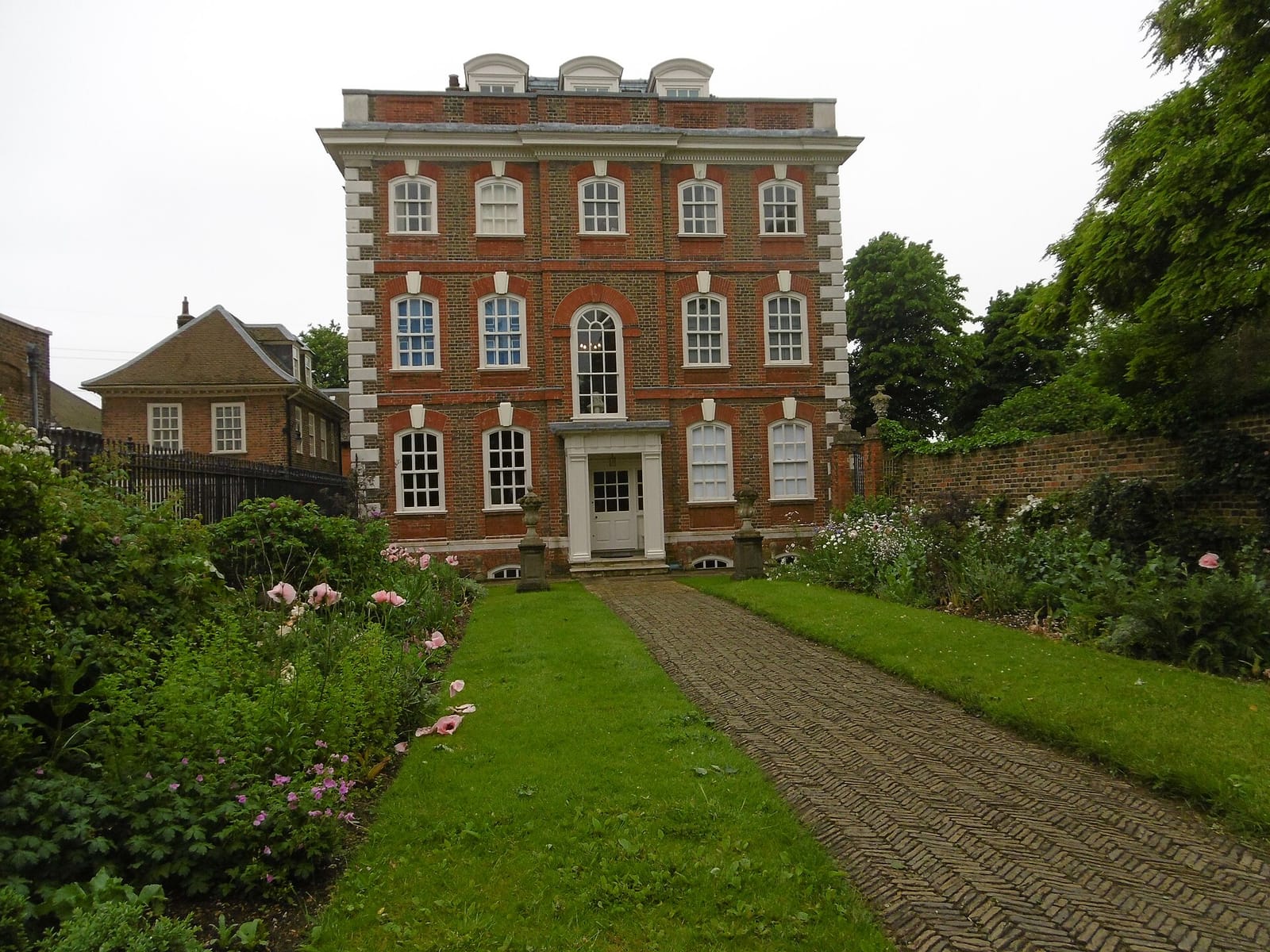 The Stables Cafe , National Trust Rainham Hall photo 4
