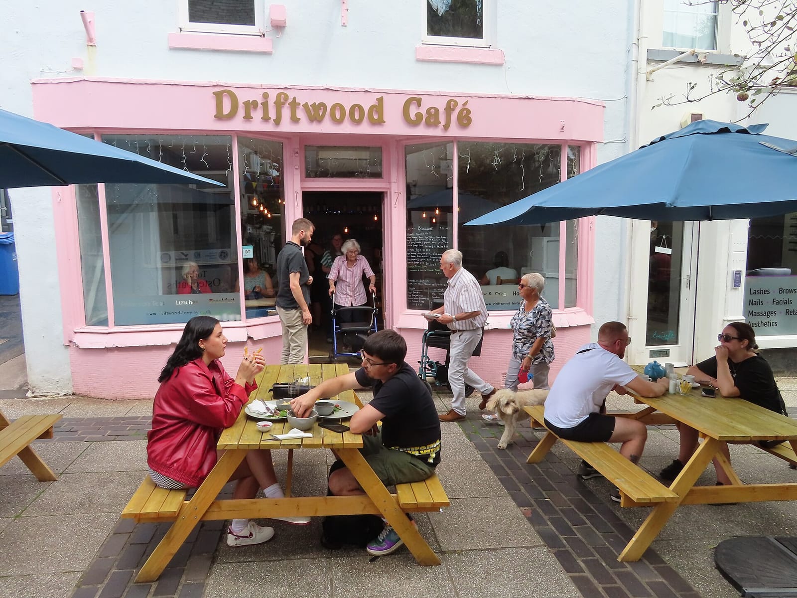 Driftwood Cafe photo 3