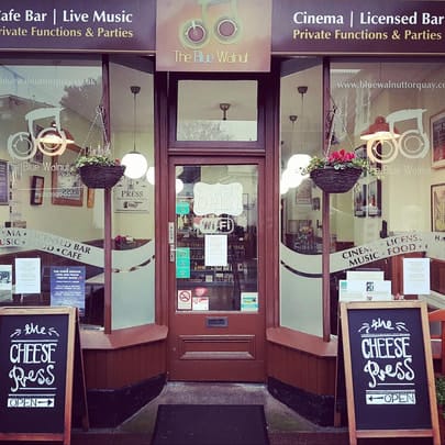Blue Walnut Cafe Bar & Cinema photo 2