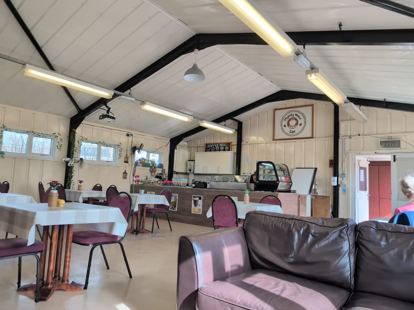 Majesty House Café