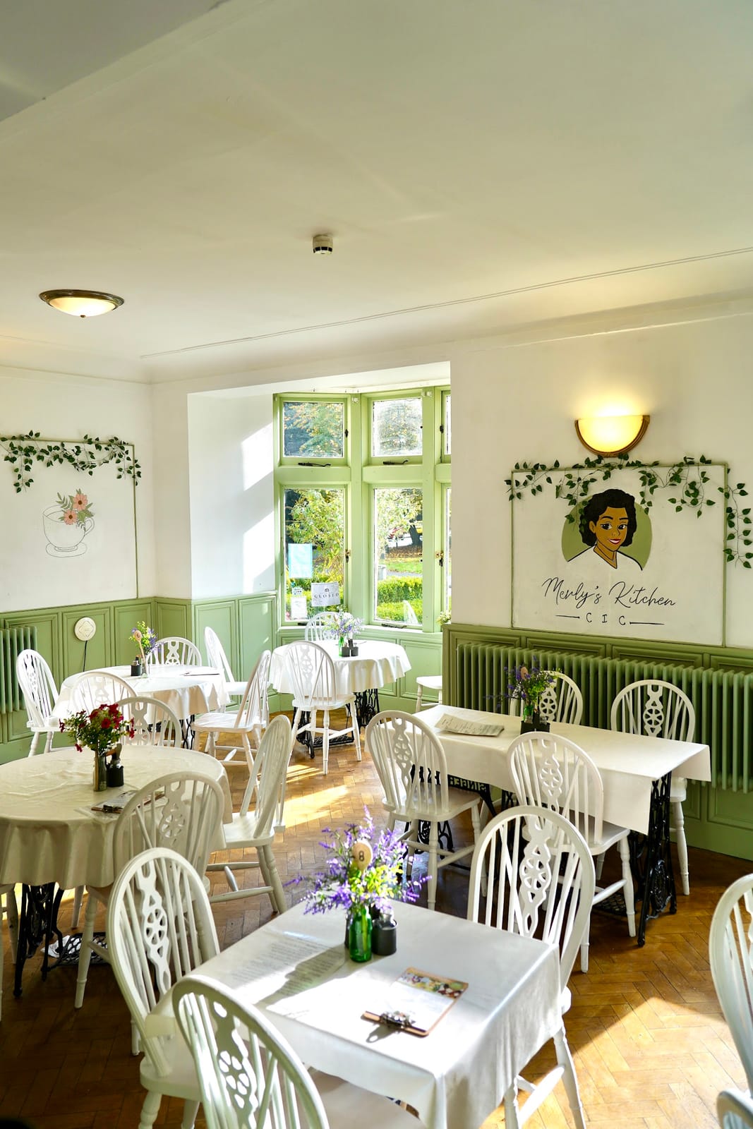 Merly's Tearoom