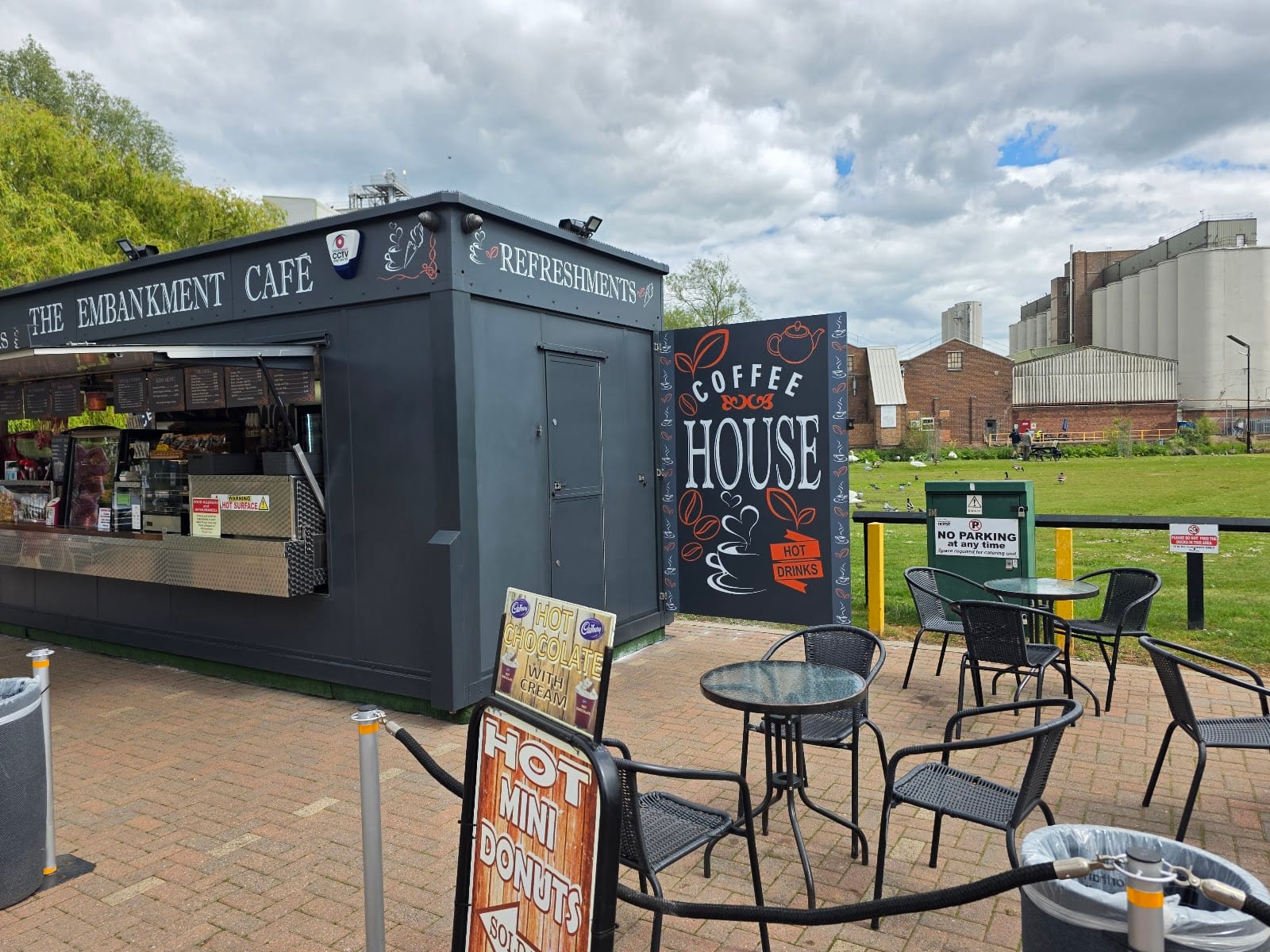 The Embankment Cafe