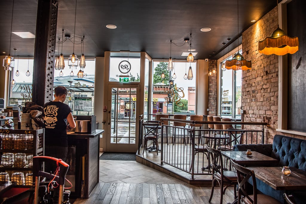 200 Degrees Coffee Shop