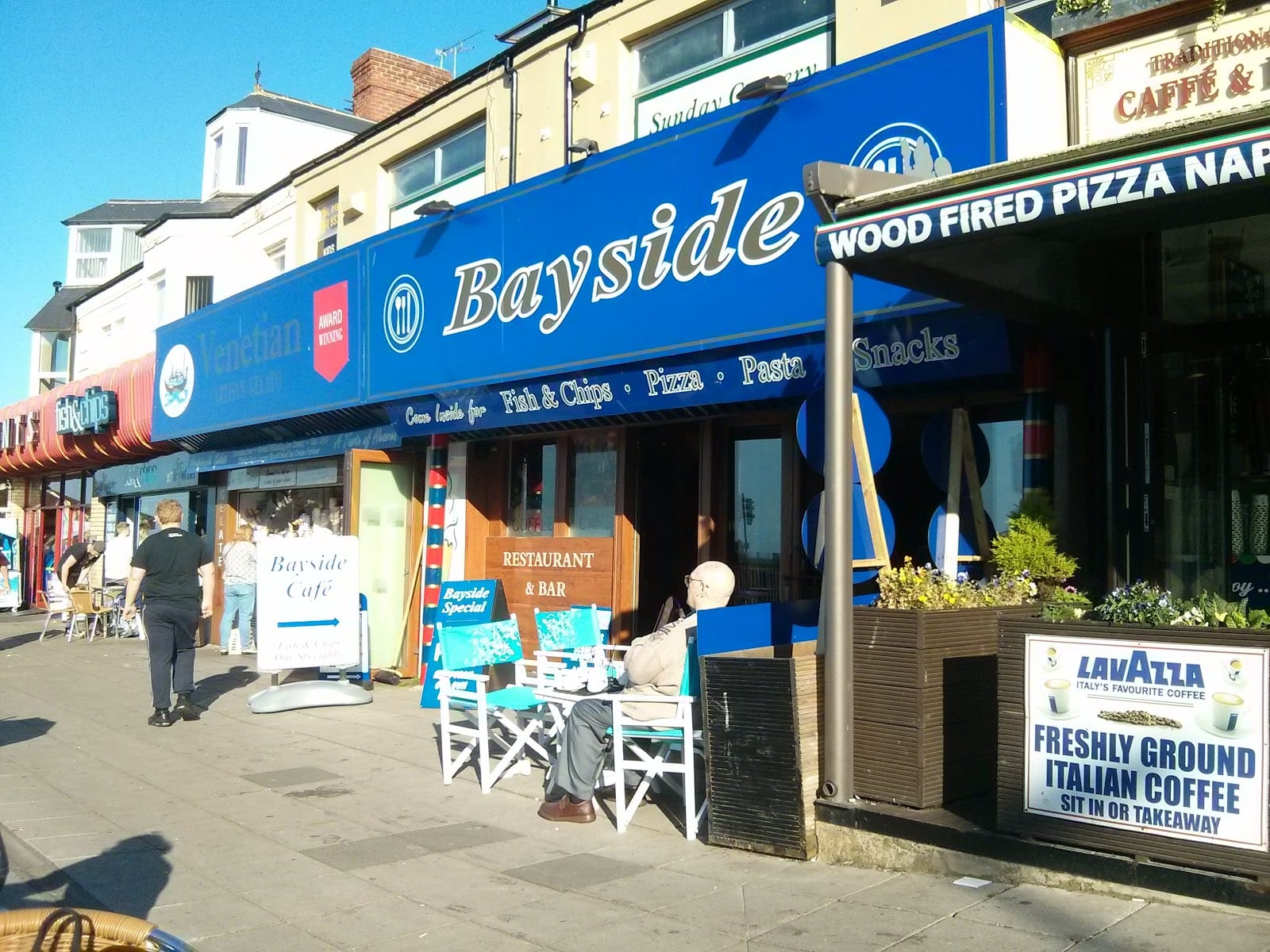 Bayside Cafe & Lounge