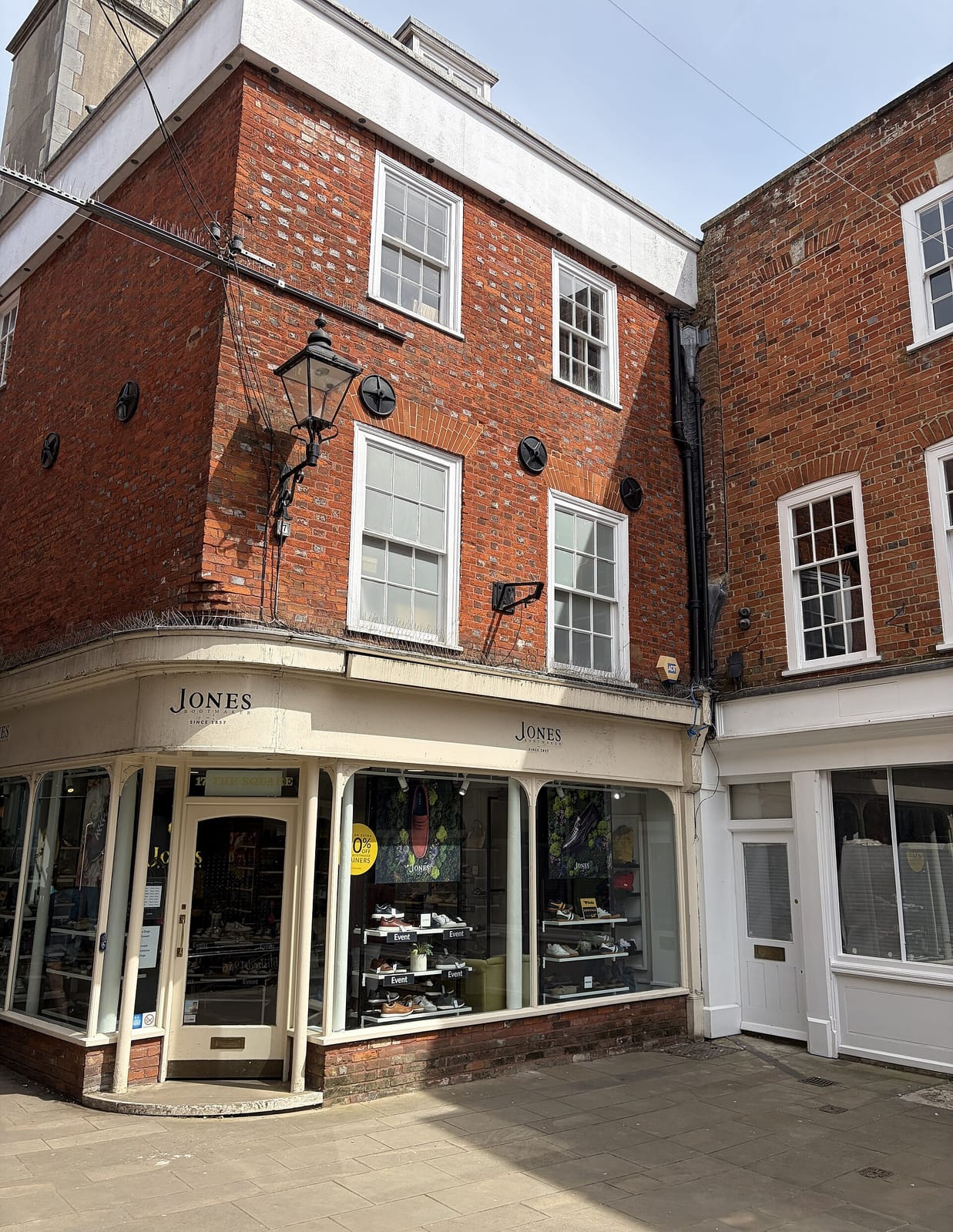 The Square Winchester photo 2