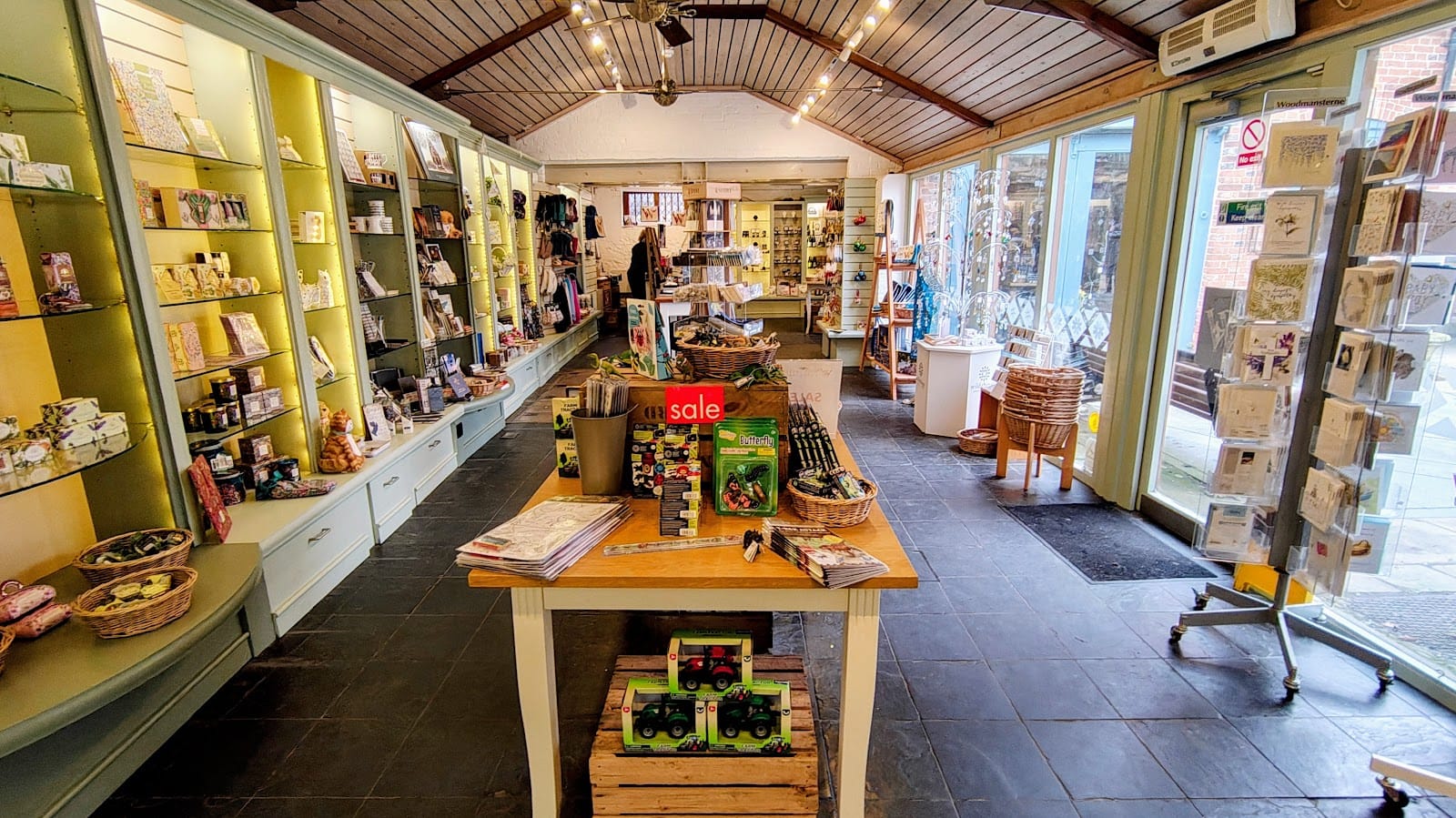 Winchester Cathedral Shop & Cafe