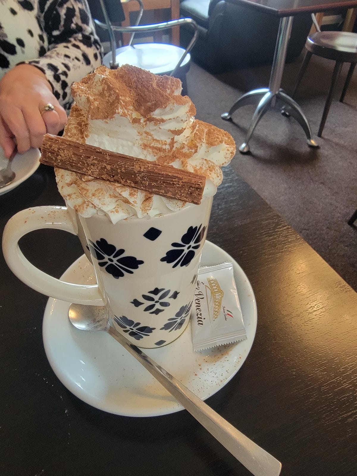 Loafers Coffee Shop