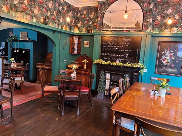 Reggie's Artisan Kitchen and Bistro photo 2