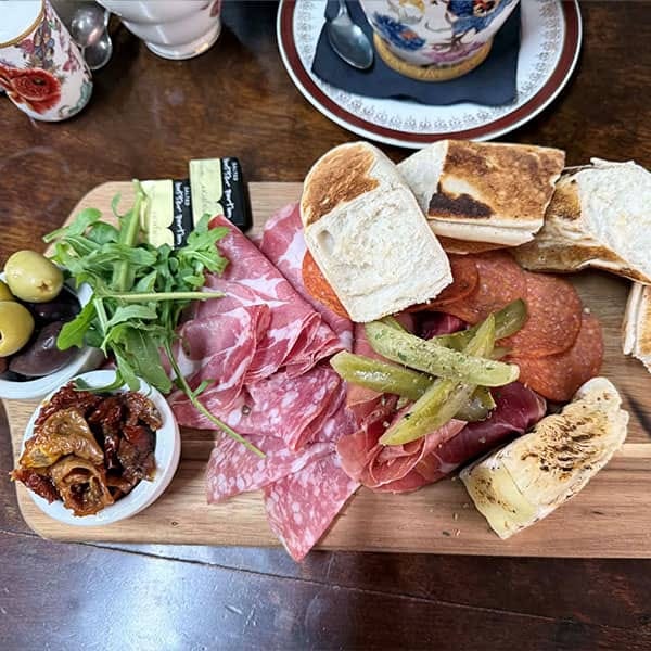 Reggie's Artisan Kitchen and Bistro photo 5