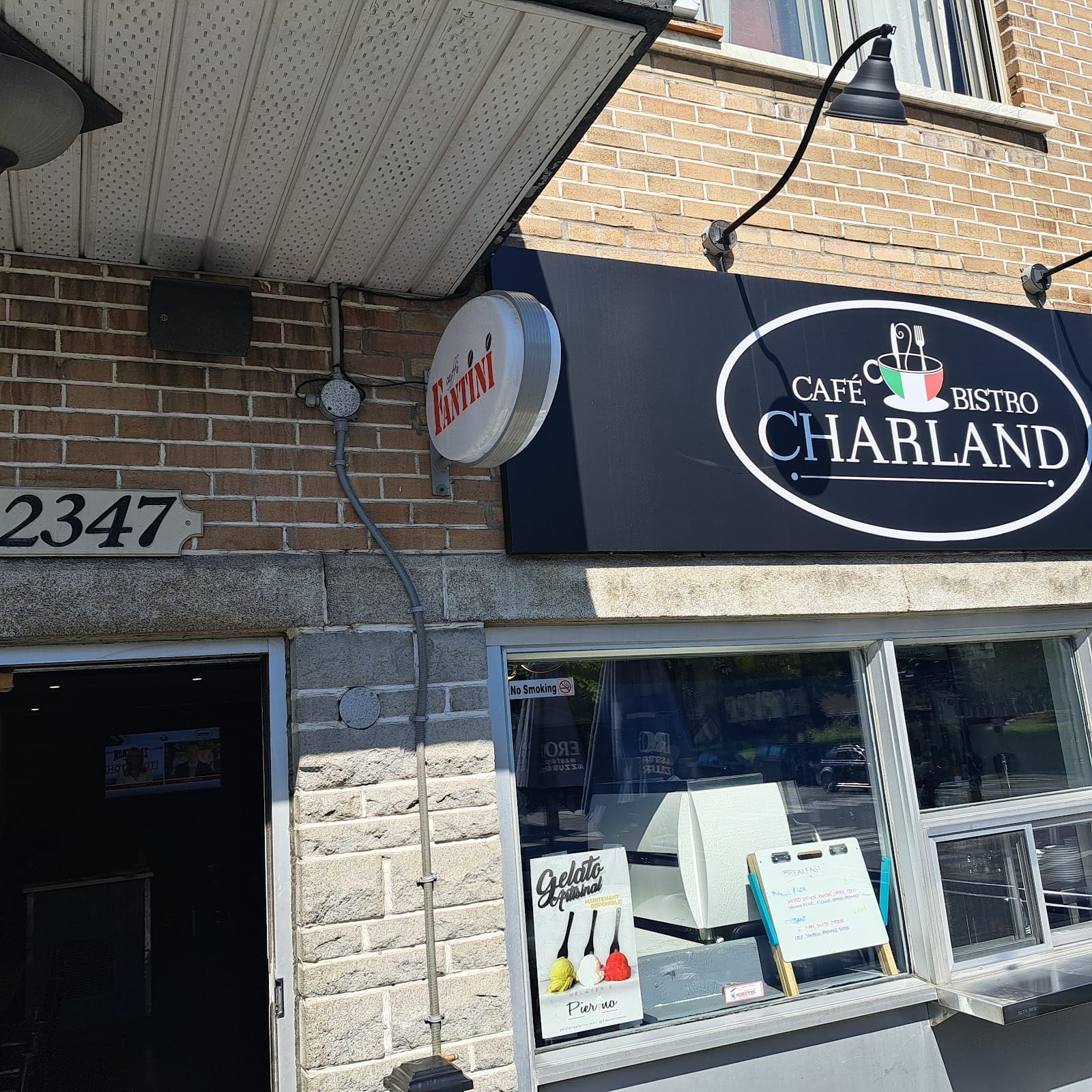 Café Bistro Charland