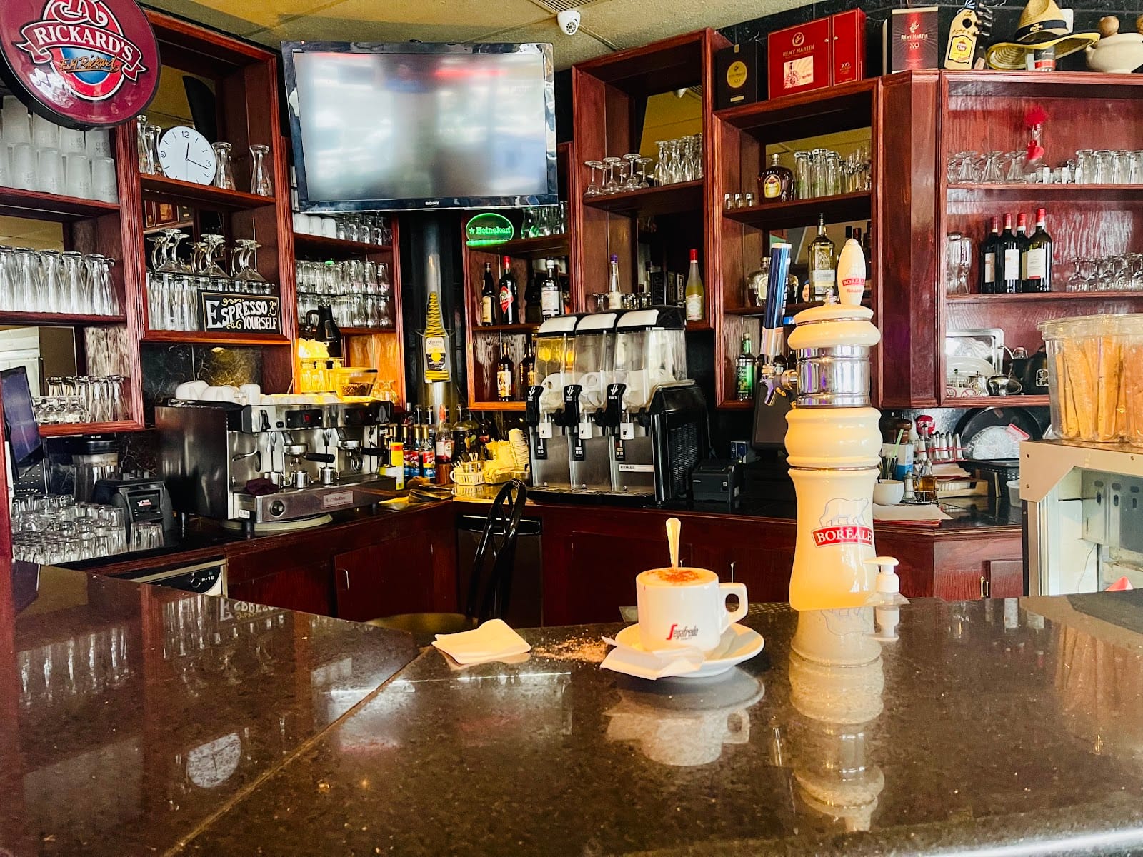 Cafe Bistro IL Momento