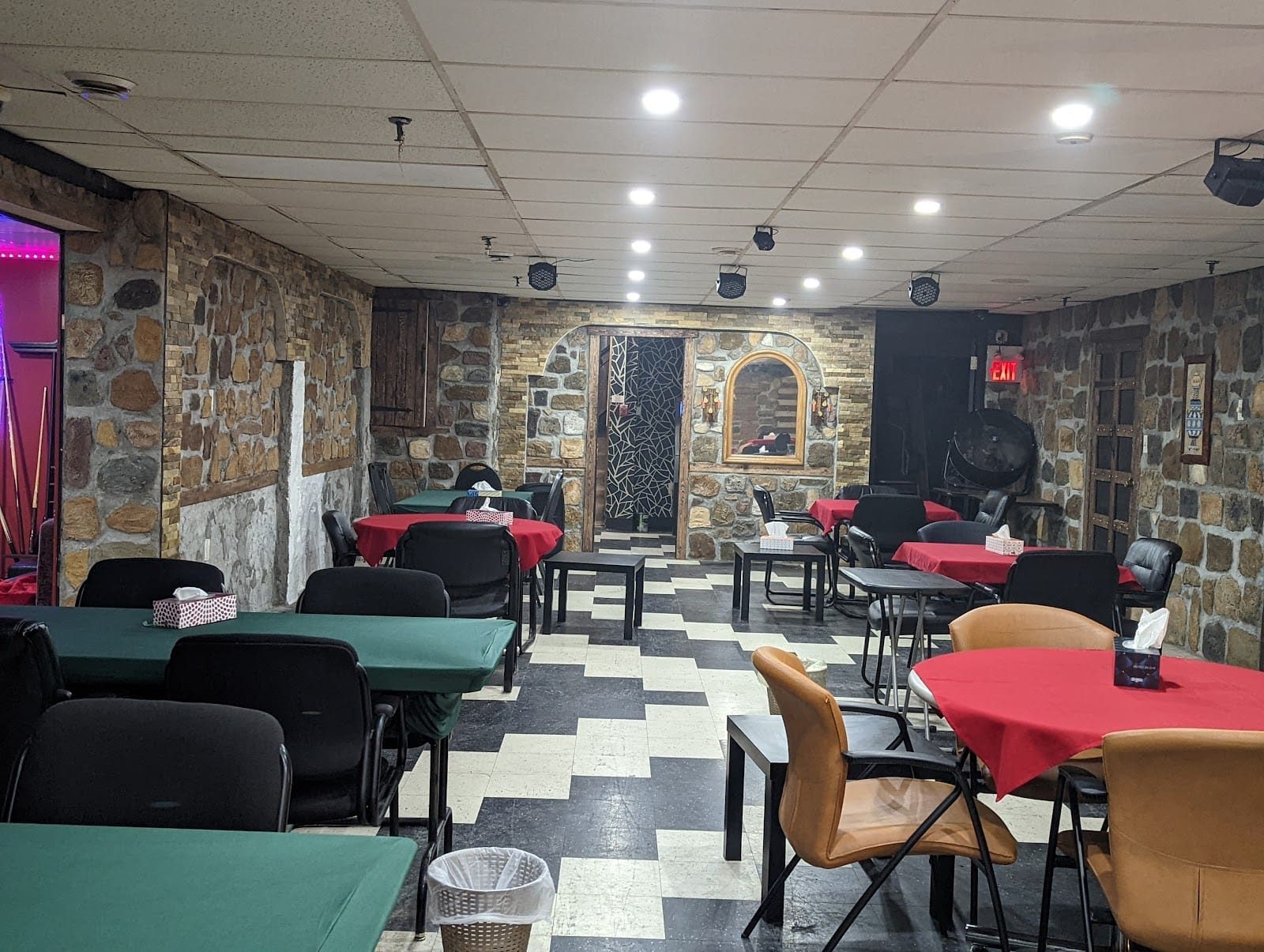 Babylonia Cafe