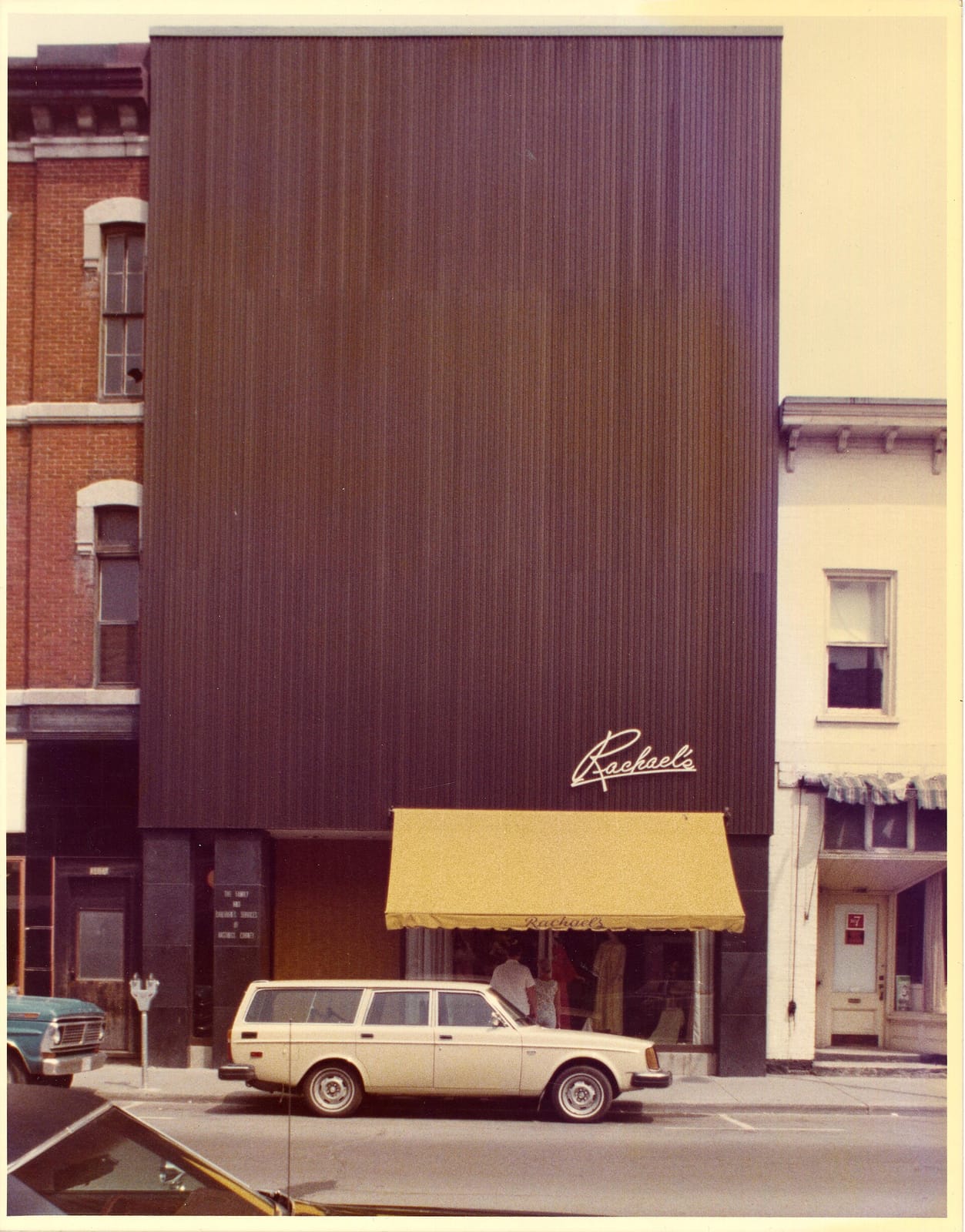 UpFront Café & Pub photo 3