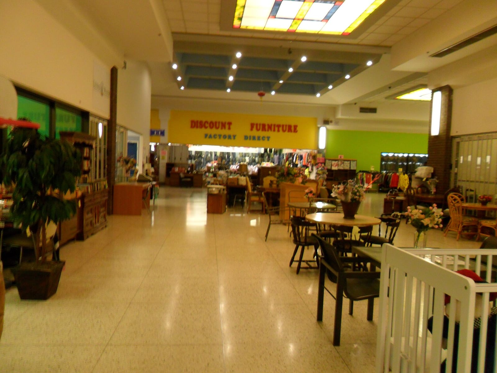 Lunchbox Cafe and Catering by Regina