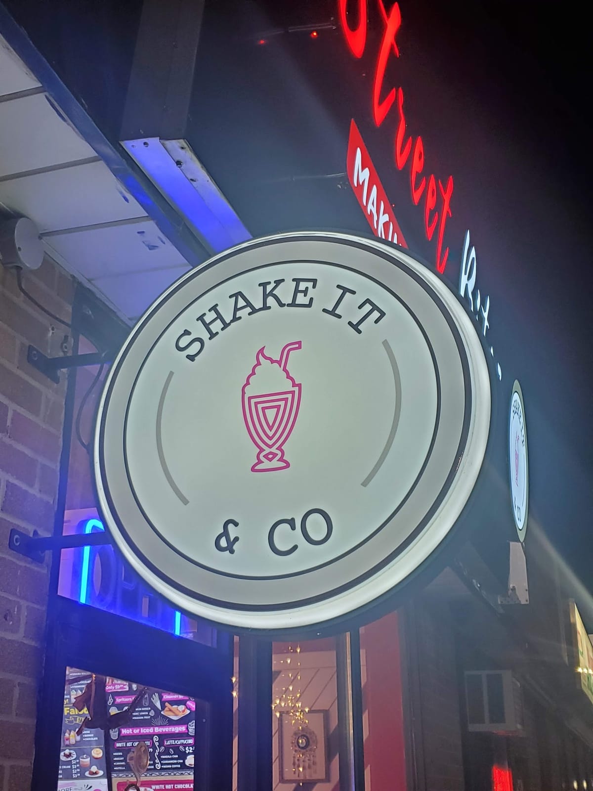 Shake It & Co