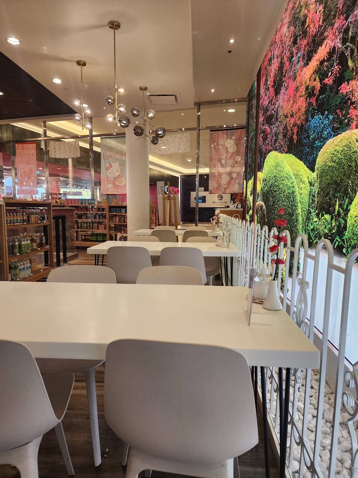 Oomomo Cafe
