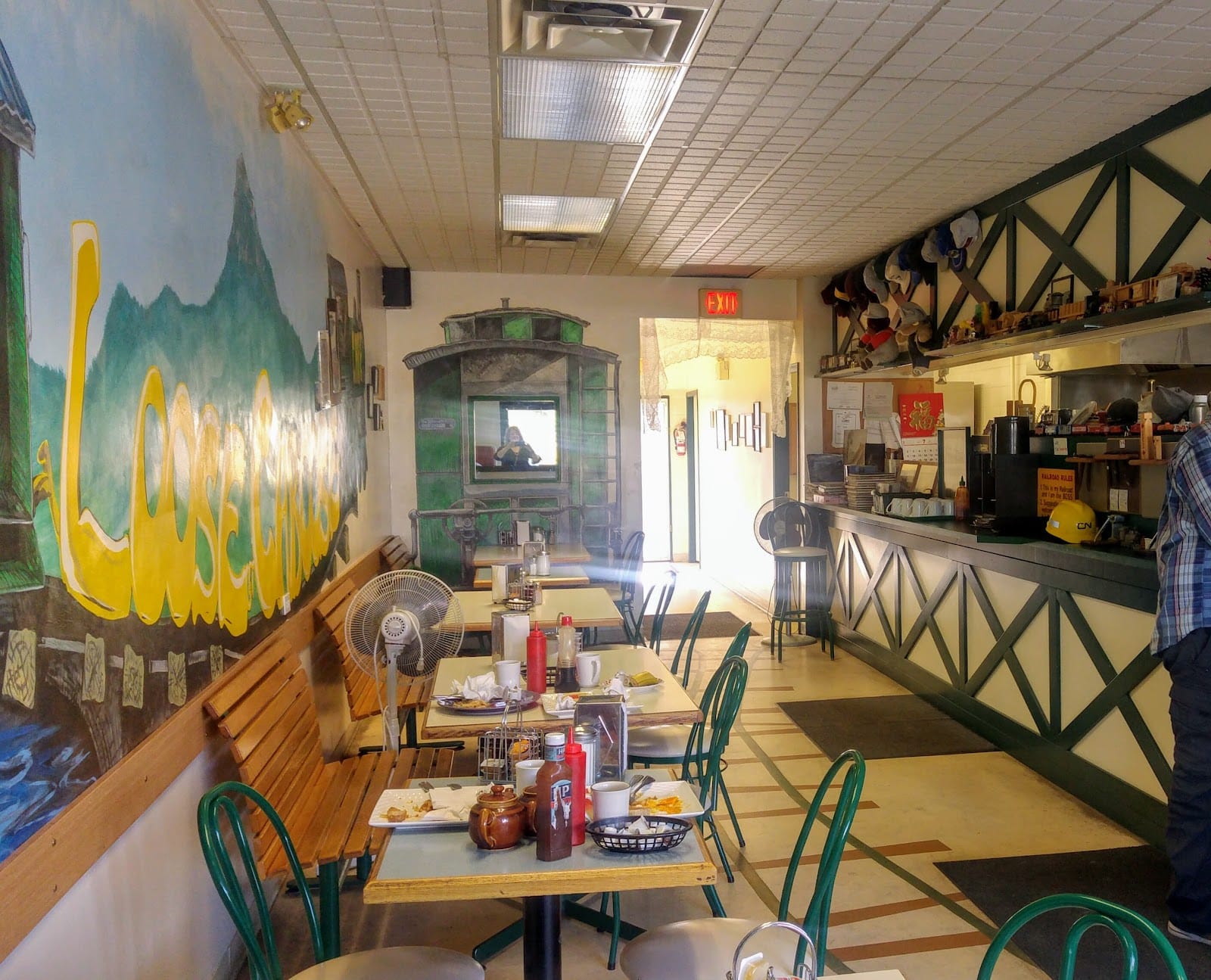 Loose Caboose Cafe