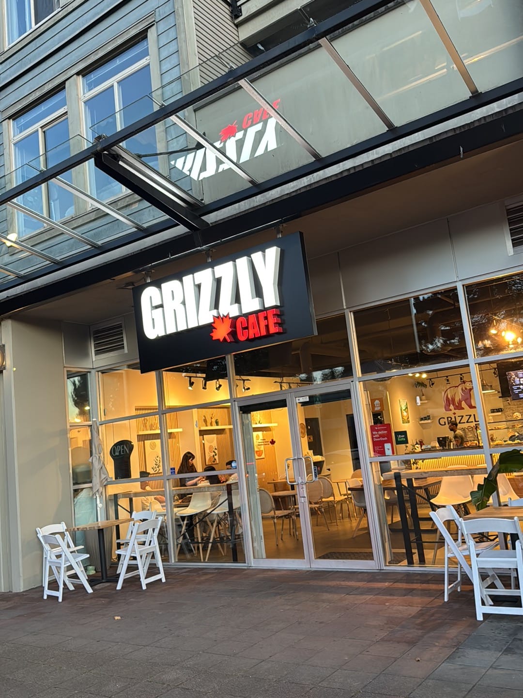 Grizzly Cafe