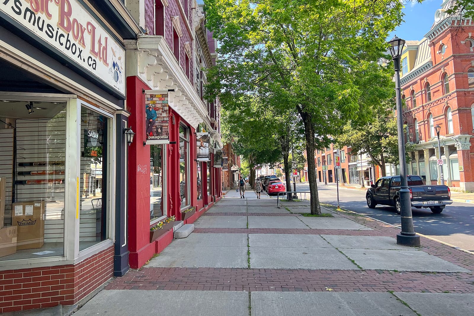 Unplugged: Board Games Cafe & Escape Rooms