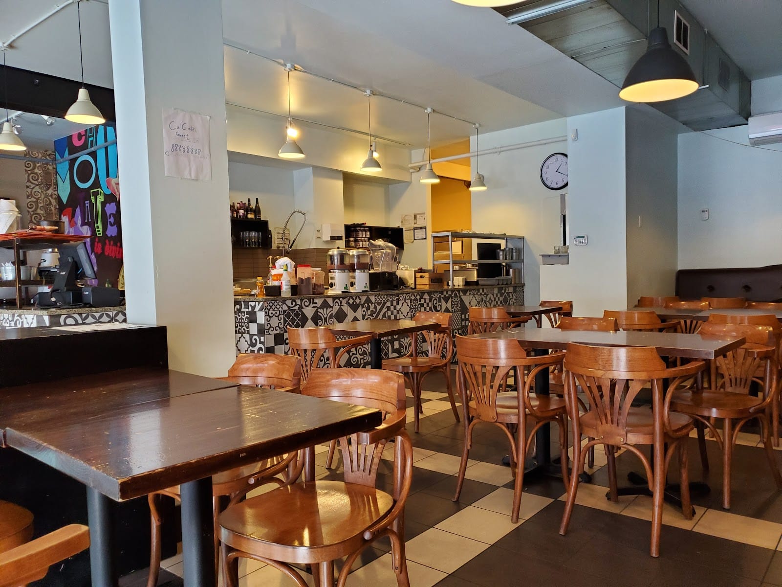Beans N Barrels Cafe & Lounge