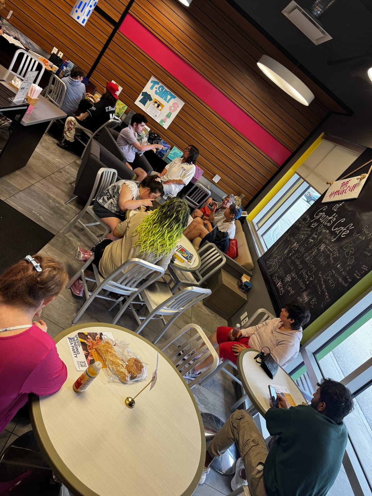 The Hangout at Grant's Cafe. photo 3