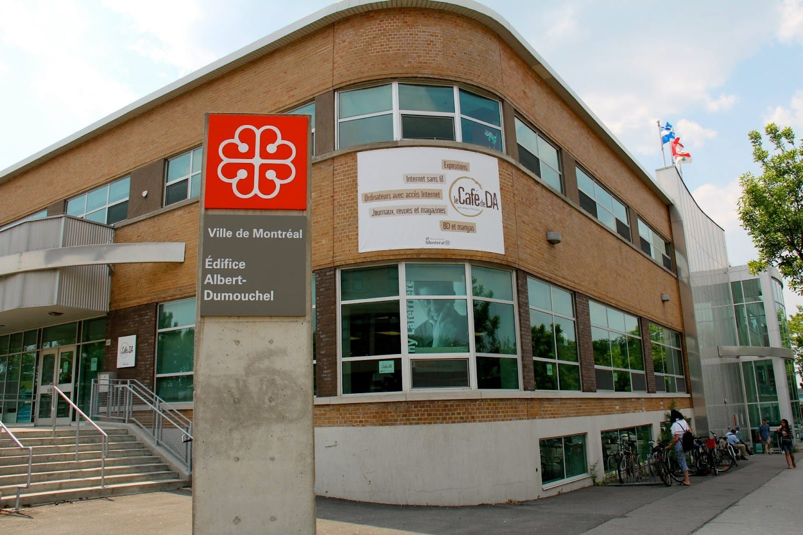 Café de Da de la bibliothèque Hélène-Charbonneau: accès restreint pour les activités ciblées