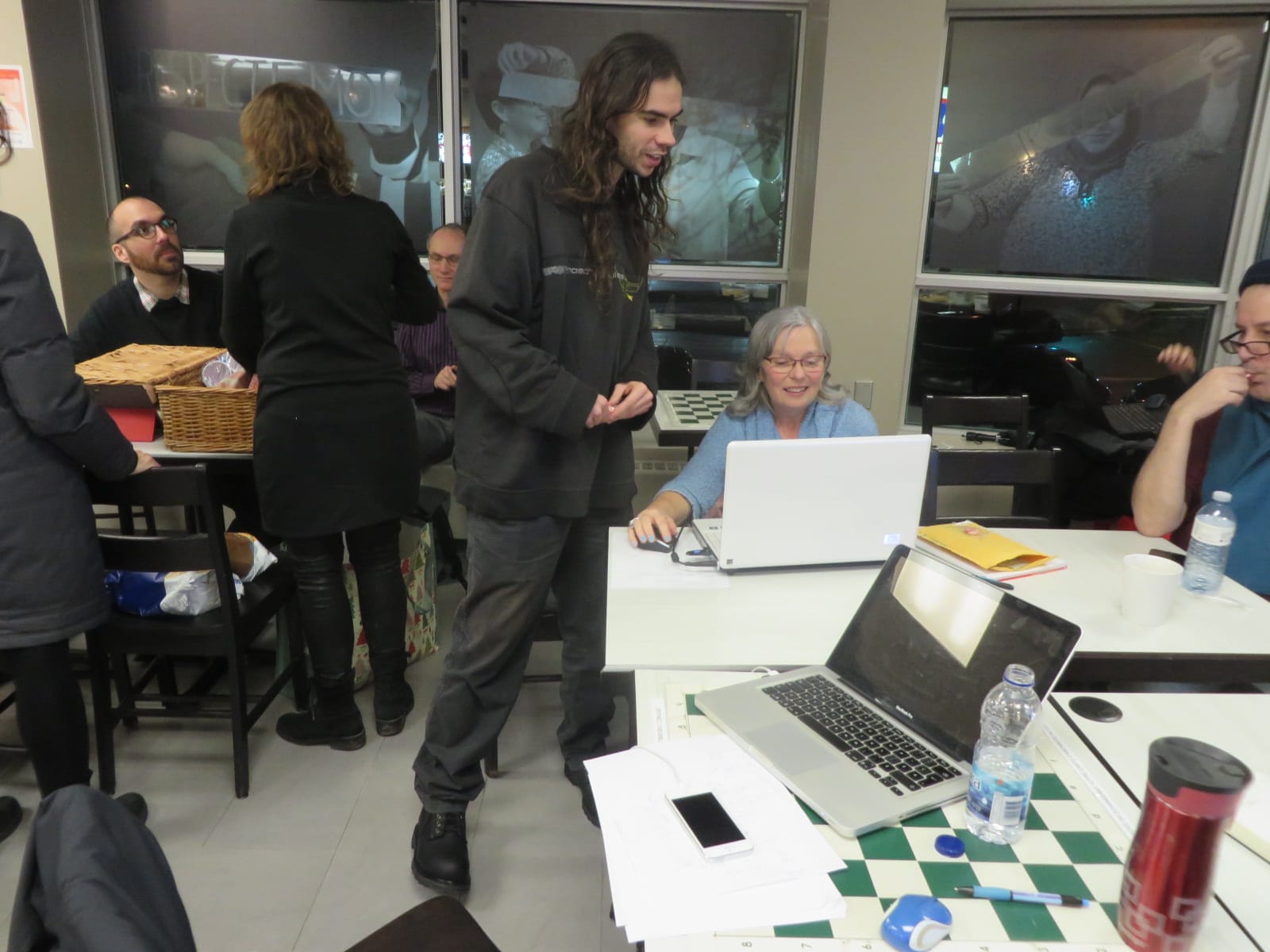 Café de Da de la bibliothèque Hélène-Charbonneau: accès restreint pour les activités ciblées photo 4