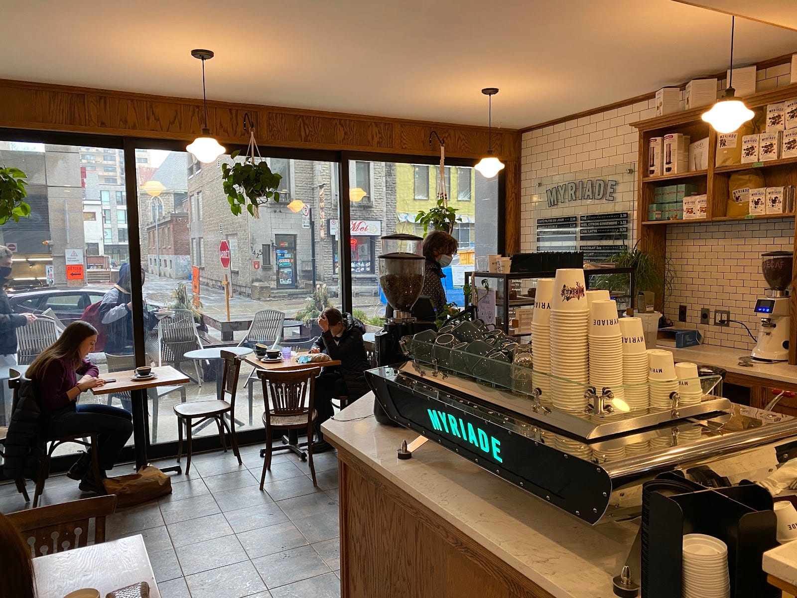Cafe Myriade