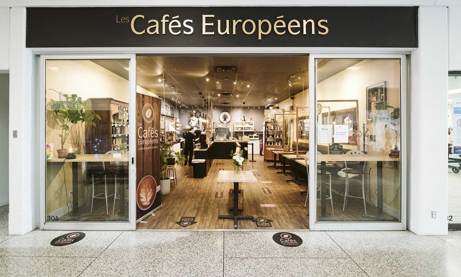 Les Cafés Européens photo 2