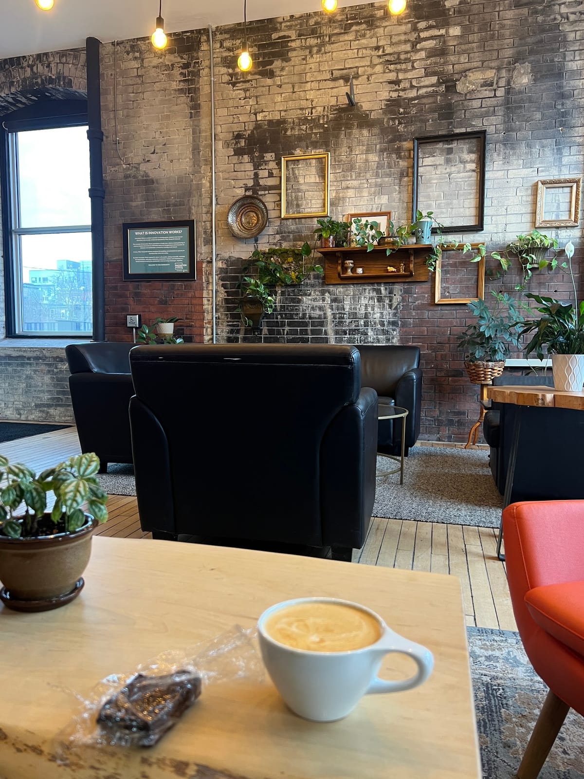 Sidetrack: A King Street Café