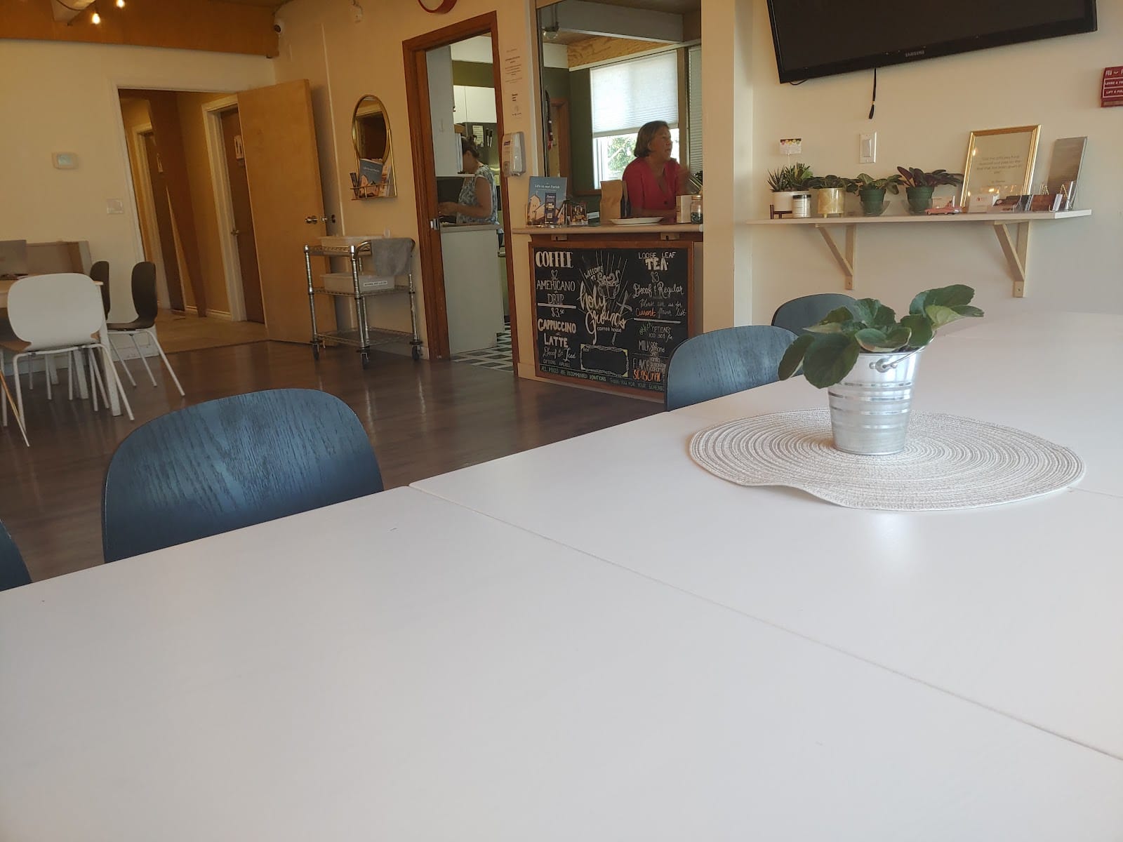 Holy Grounds Coffeehouse