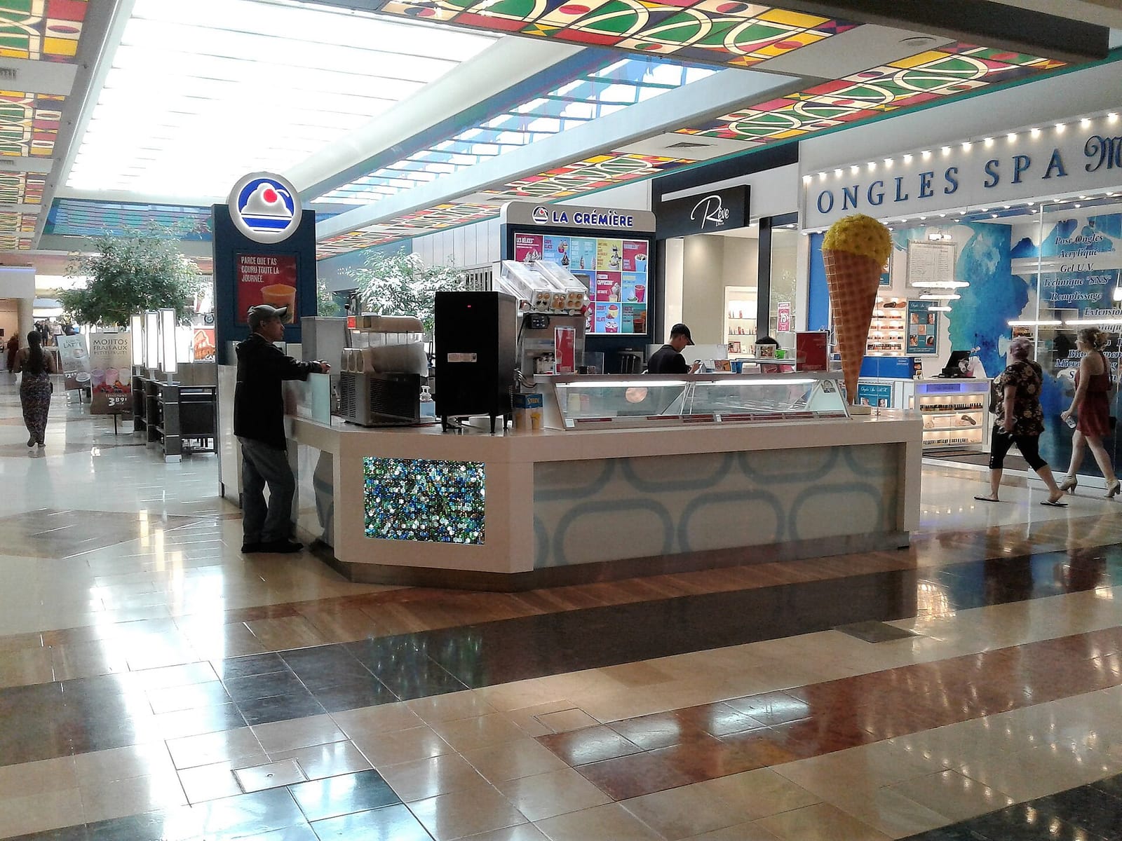 Second Cup Café