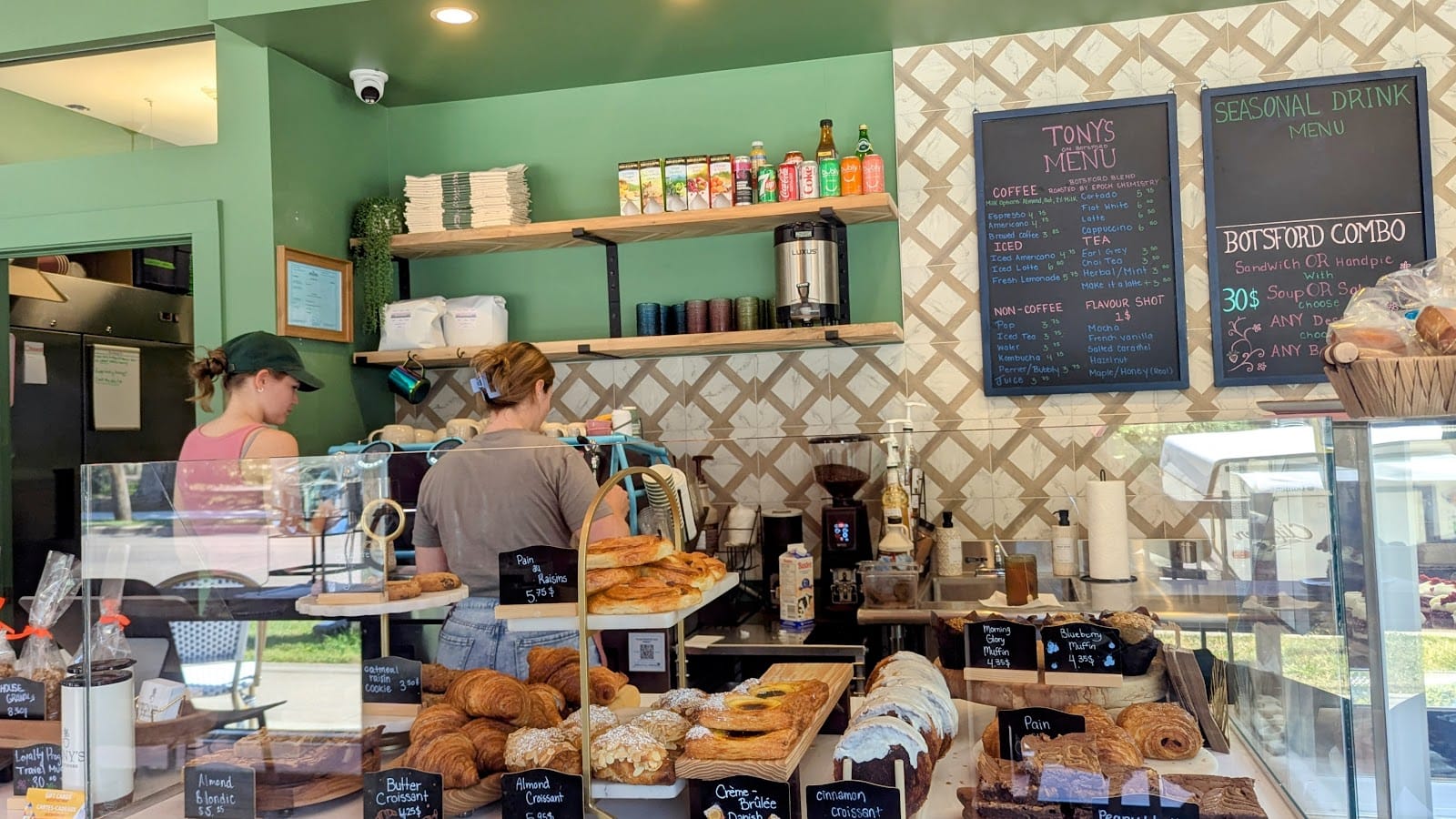 Tony’s Cafe on Botsford