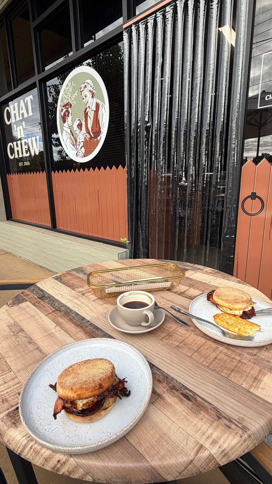 Chat 'n' Chew Bendigo