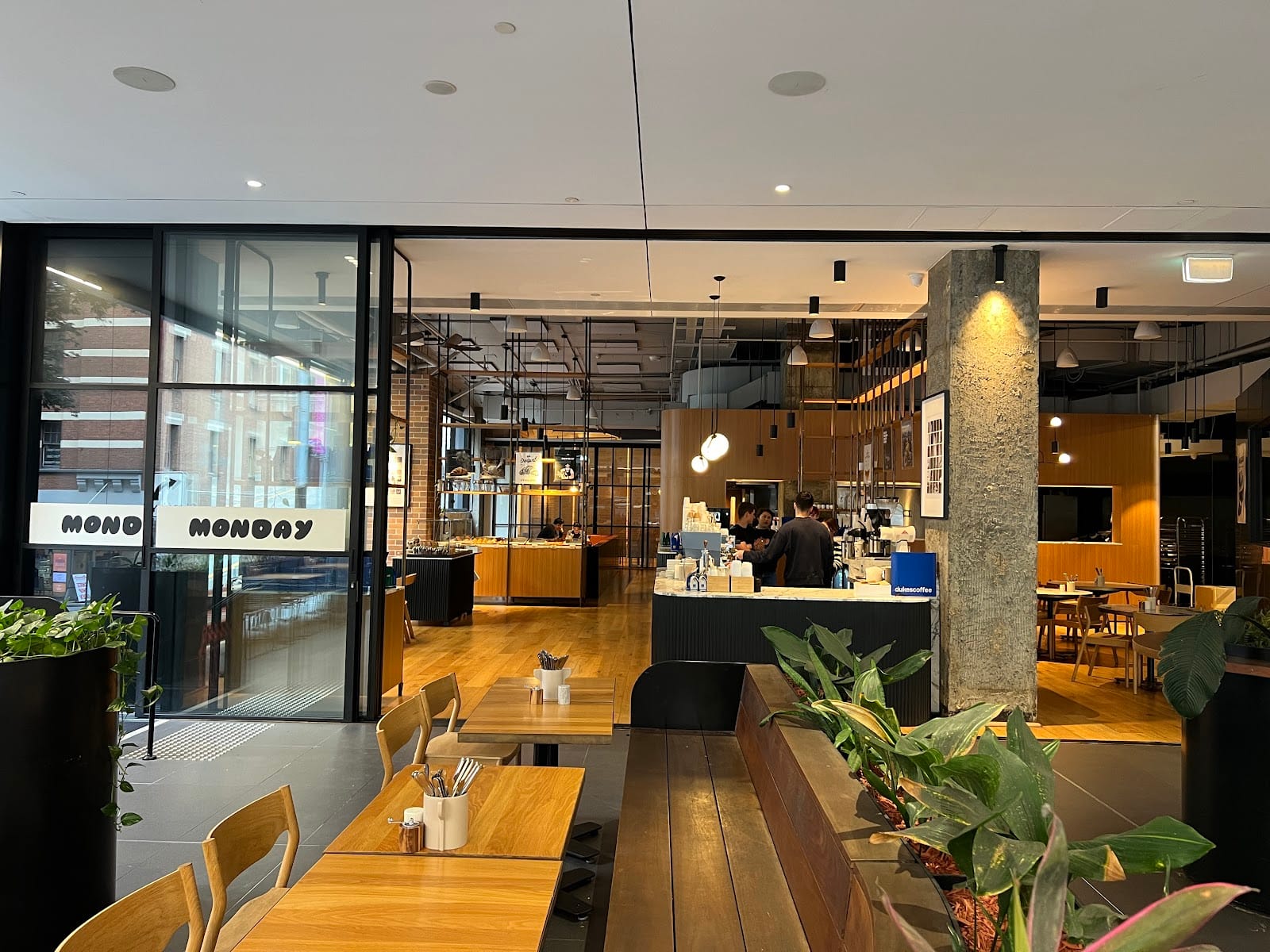 Monday Cafe