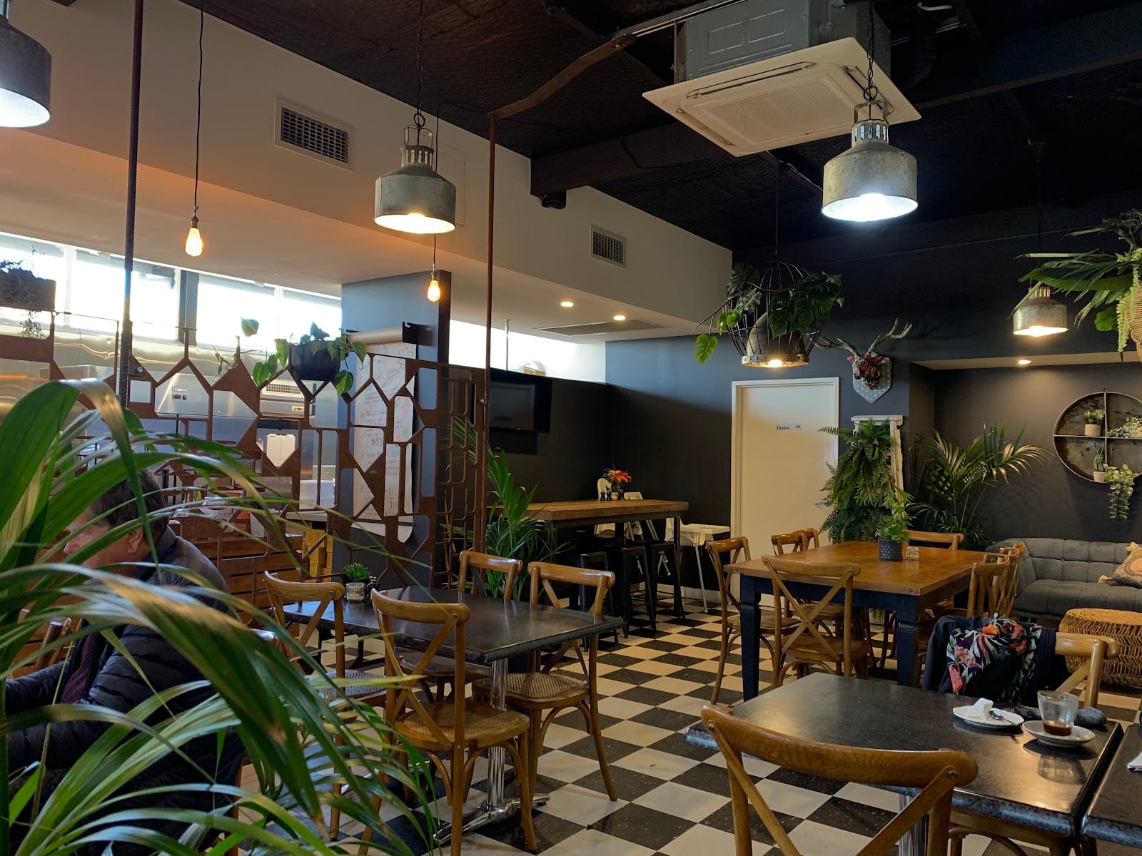Coffee & Flour Cafe