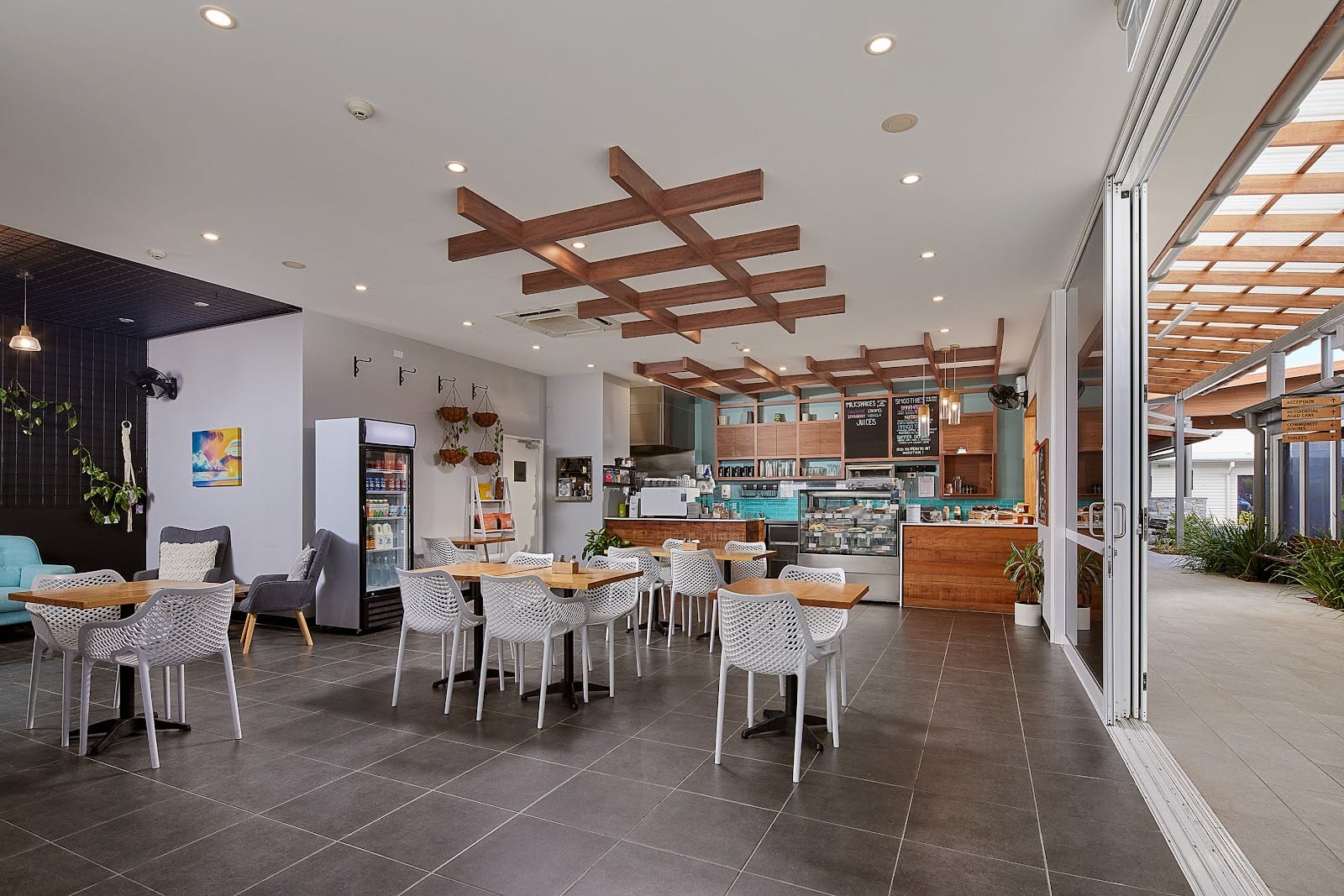 One Table Cafe - Little Mountain