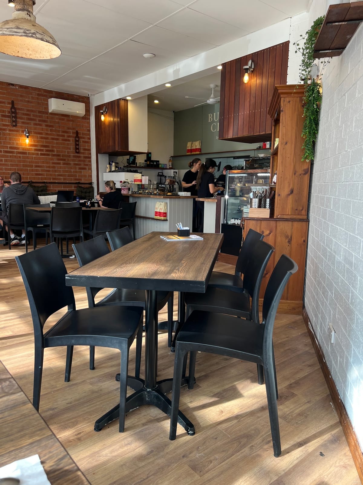 Butter & Crumbs Cafe