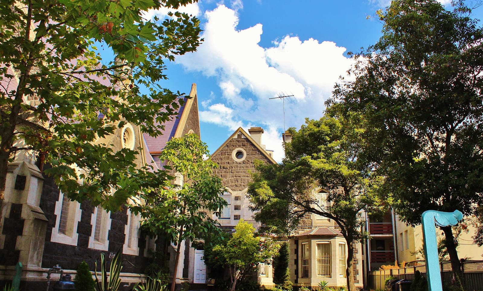 House Blend (By Zelos) photo 4