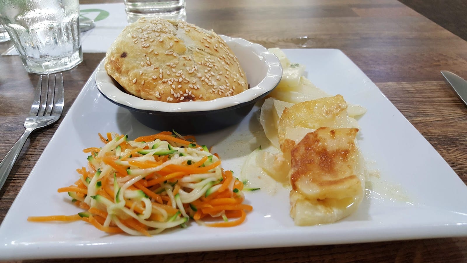 Chill 'n' Chat Cafe