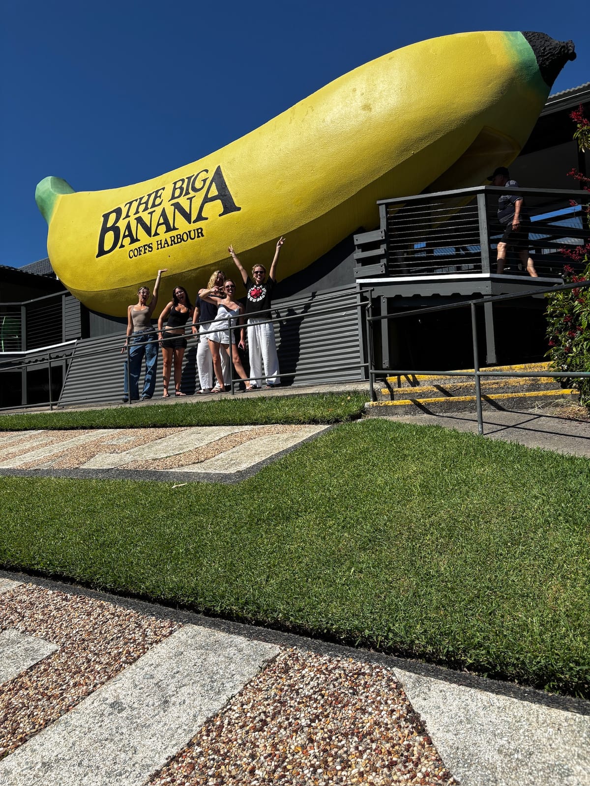 Bananas cafe photo 4