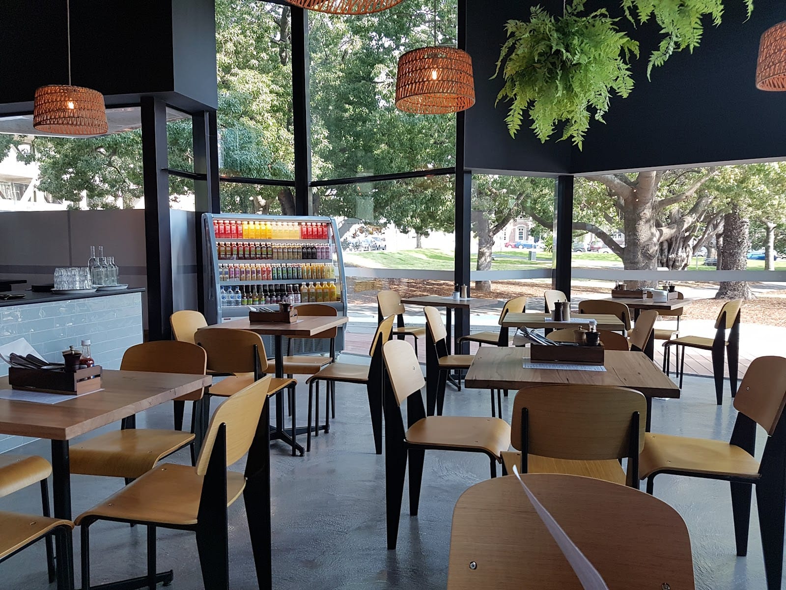 Public Cafe.