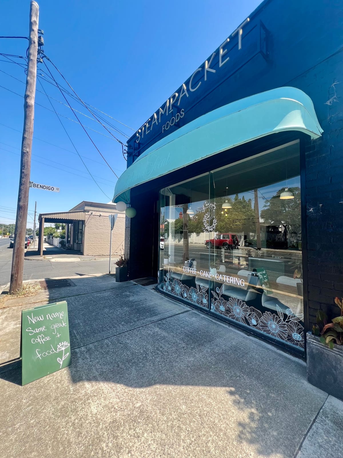 Two Sisters Cafe