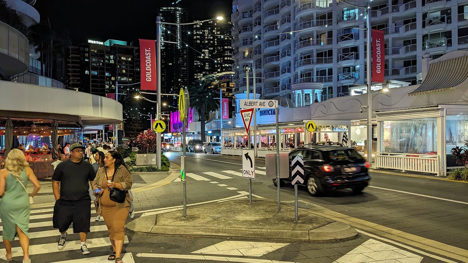 Drunken Monkey Cafe Bar & Restaurant Broadbeach