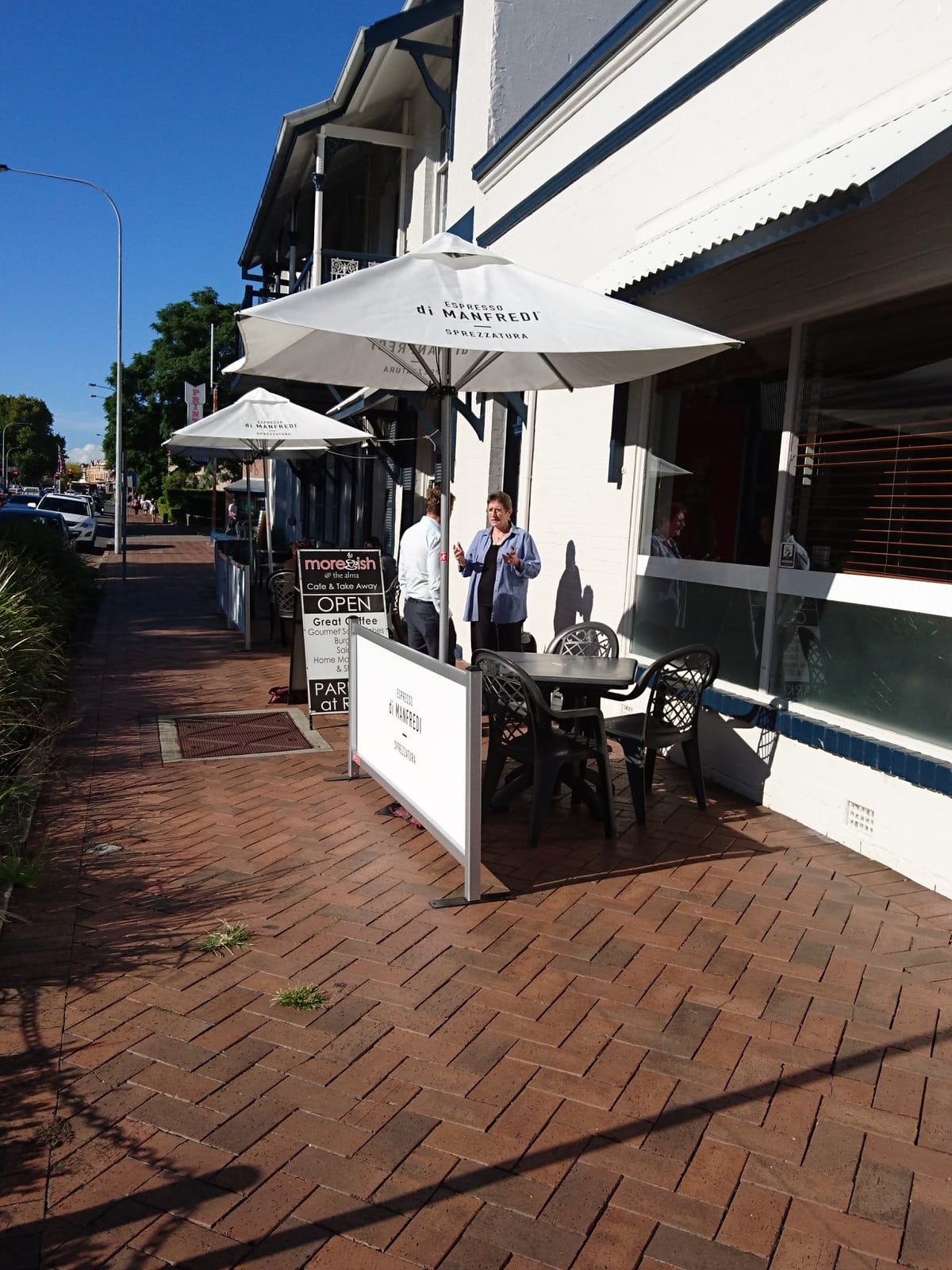 Moreish Cafe