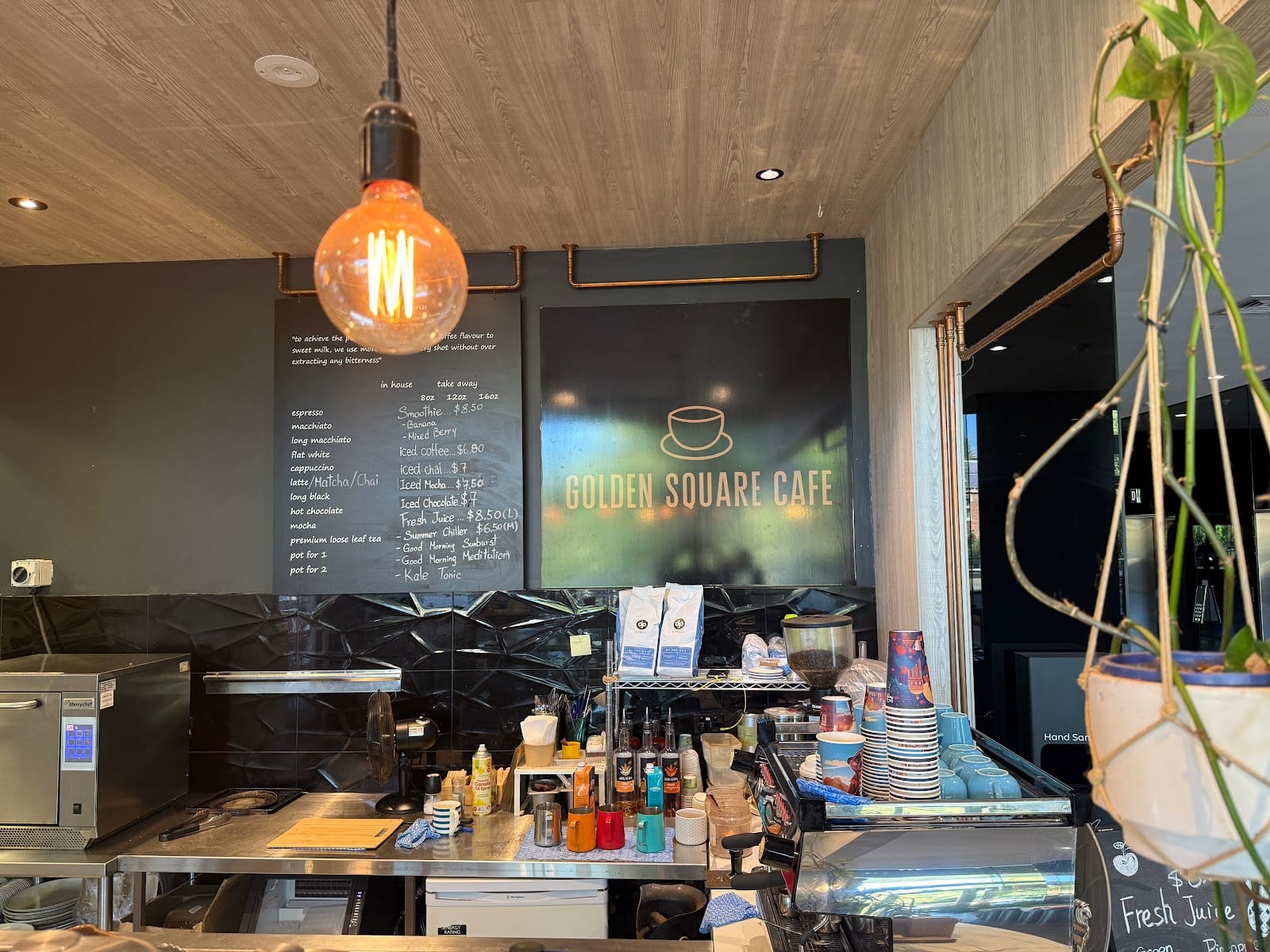 Golden Square Cafe