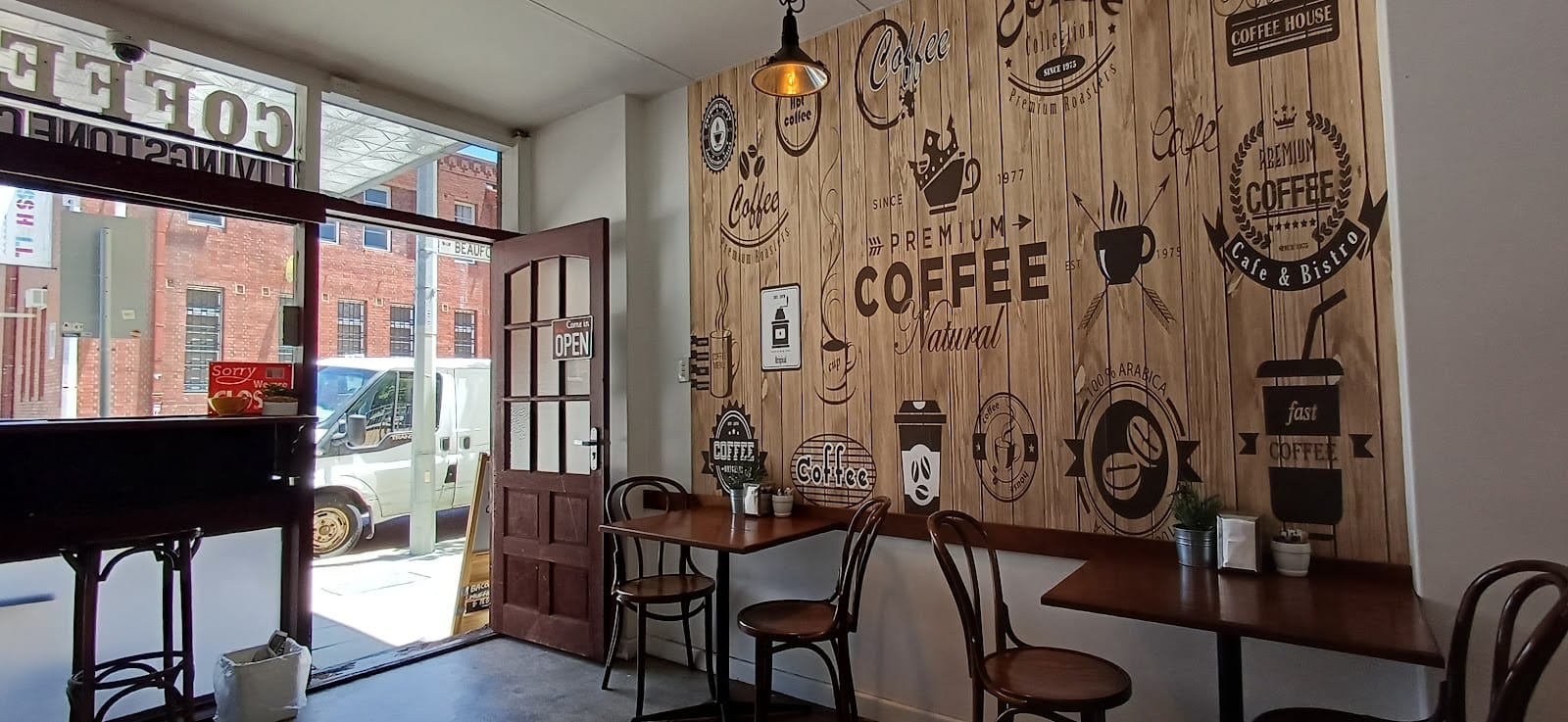 Livingstone Cafe