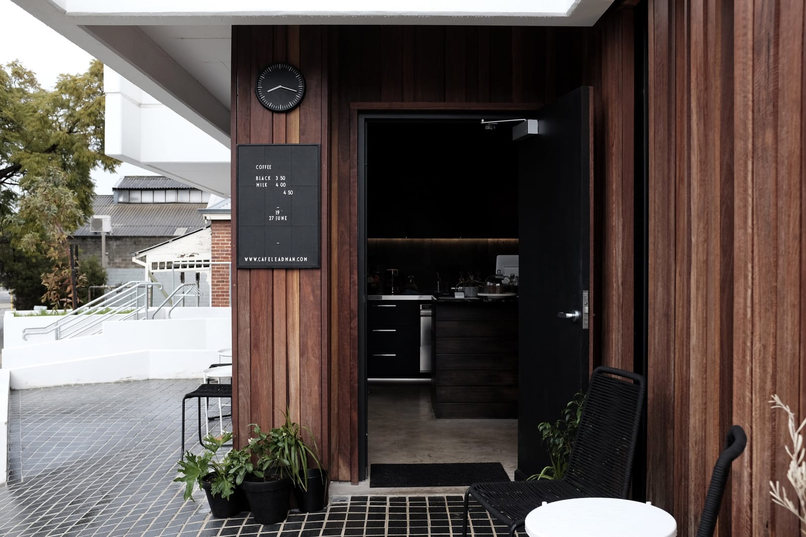 Cafe Leadman photo 2