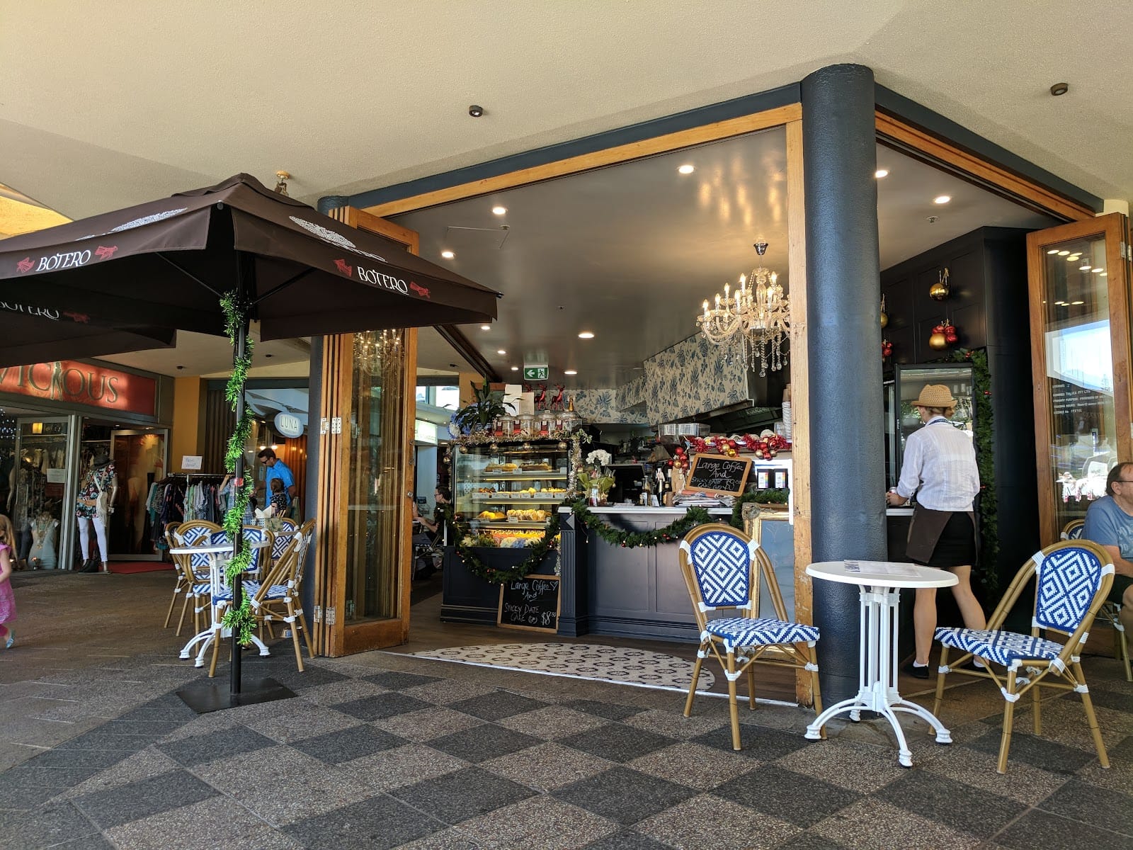 Melody’s licensed cafe