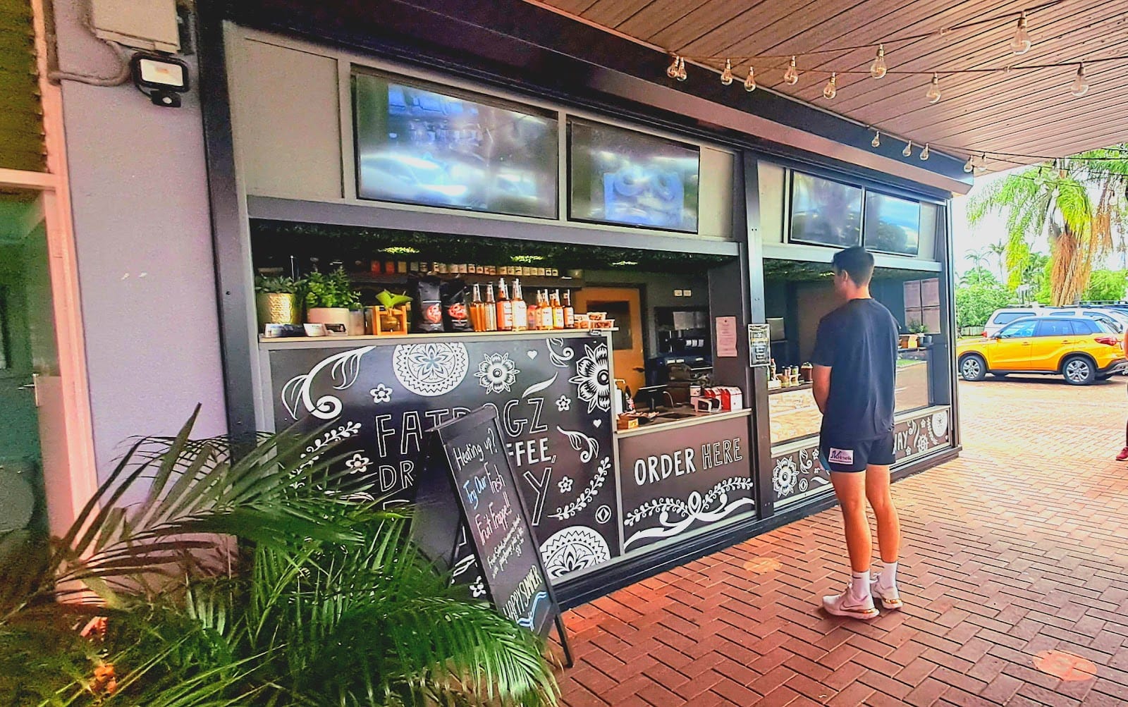 Fat Dogz Cafe - Hammett Street